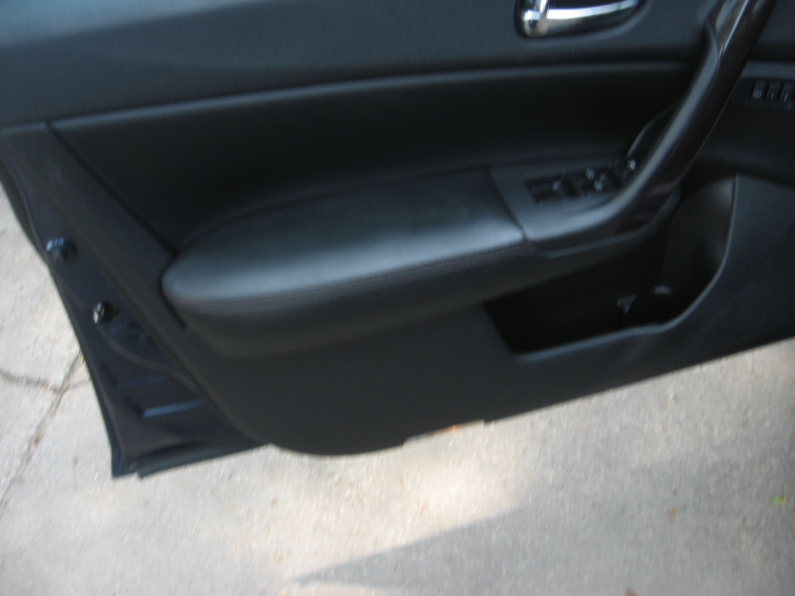 Used 2014 Nissan Maxima SV FWD image 8