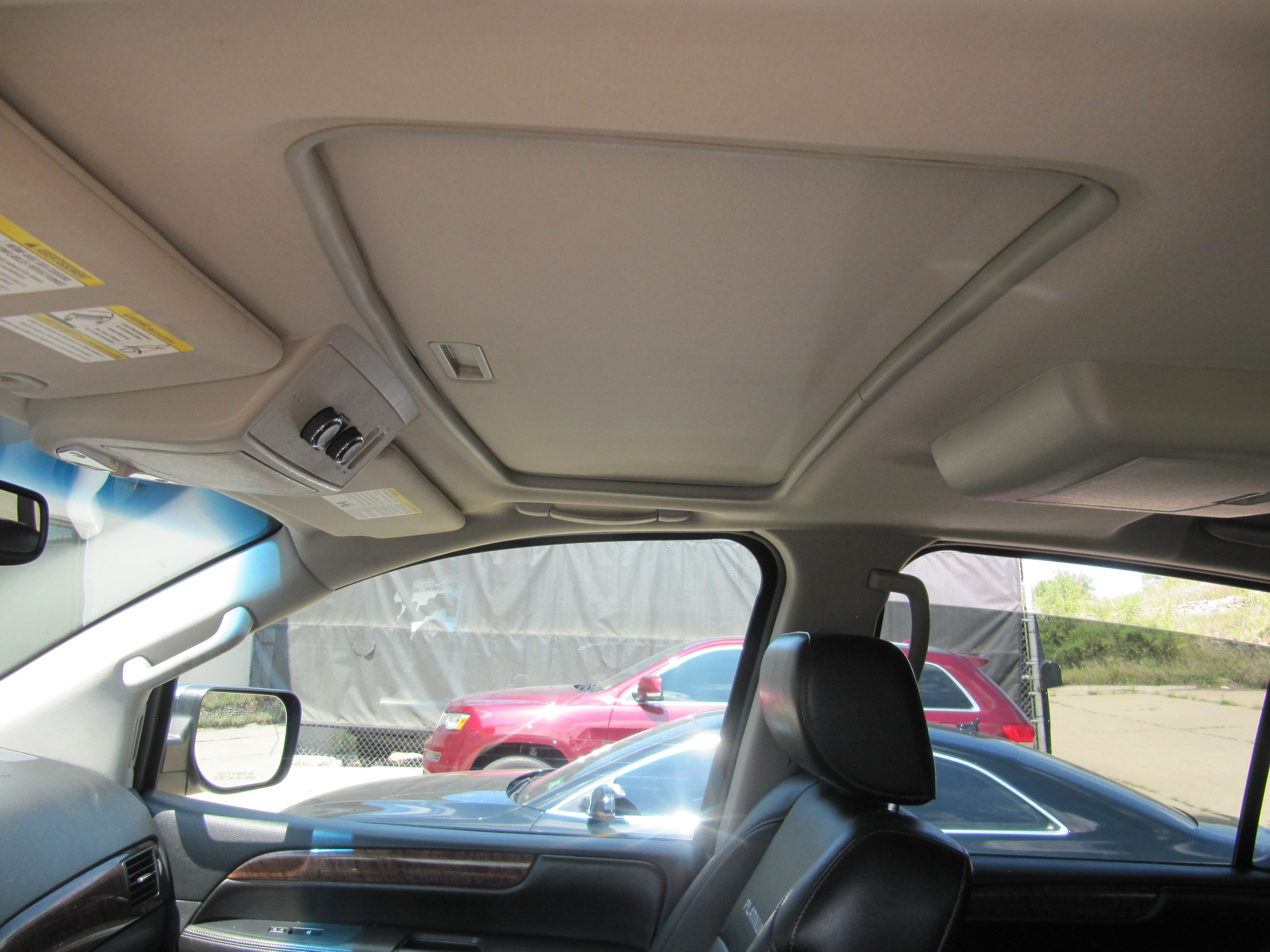 Used 2014 Nissan Armada Platinum AWD/4WD image 18