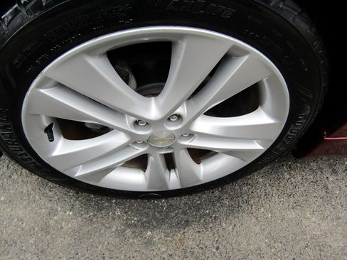 Used 2016 Chevrolet Cruze Limited LTZ image 8