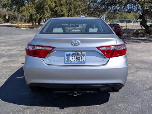 Used 2016 Toyota Camry XLE image 7