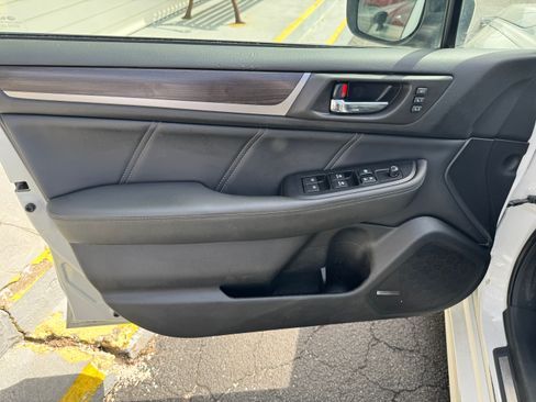 Used 2018 Subaru Legacy 2.5i Limited AWD/4WD image 10