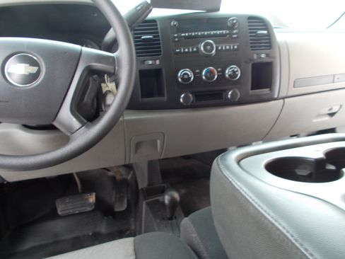 Used 2008 Chevrolet Silverado 1500 LS image 17