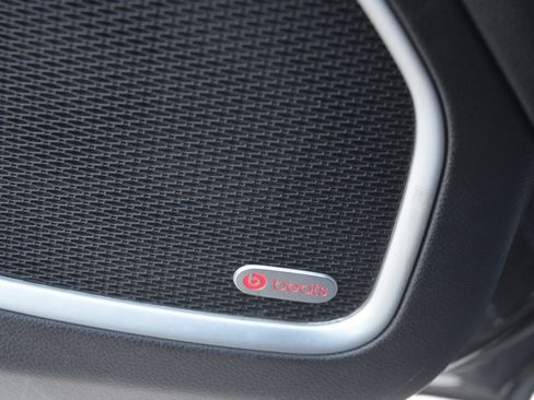 Used 2019 Jeep Compass Limited image 22