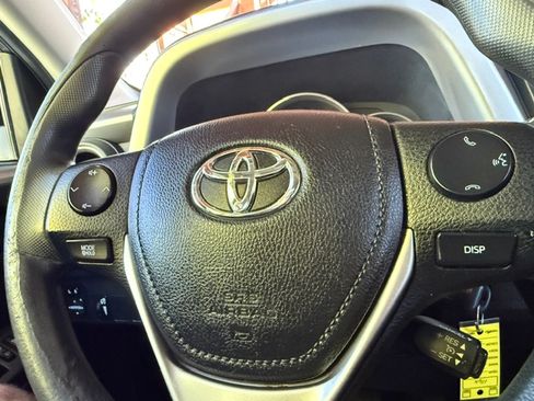 Used 2016 Toyota RAV4 AWD LE image 13