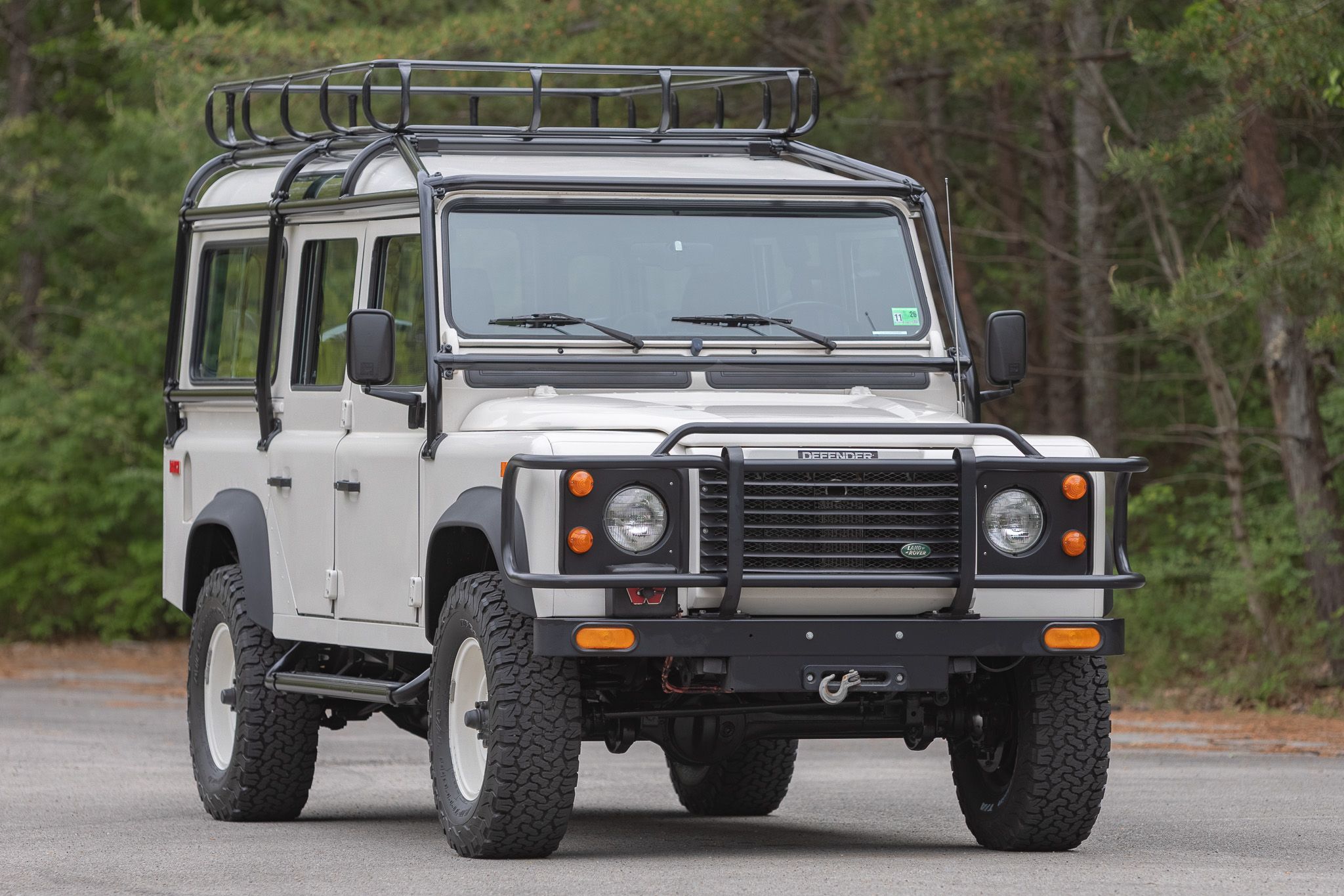 Used 1993 Land Rover Defender 110 AWD/4WD image 1