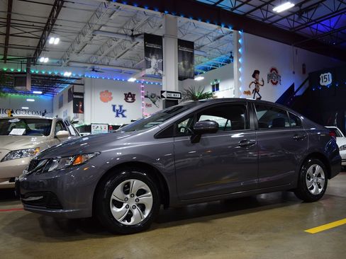 Used 2014 Honda Civic LX image 11