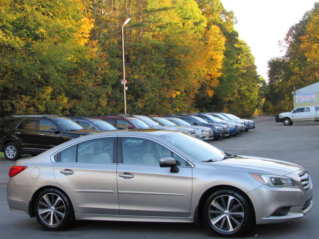 Used 2015 Subaru Legacy 2.5i Limited AWD/4WD image 12