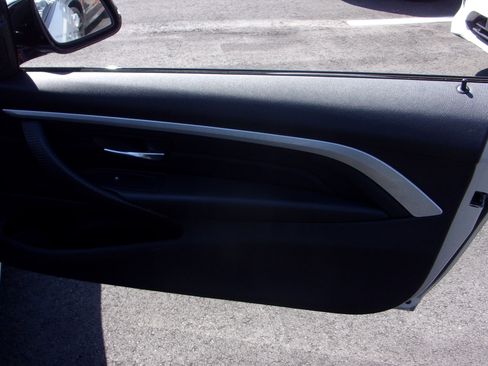Used 2014 BMW 435i Coupe RWD image 25