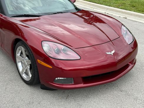 Used 2006 Chevrolet Corvette Convertible RWD image 75