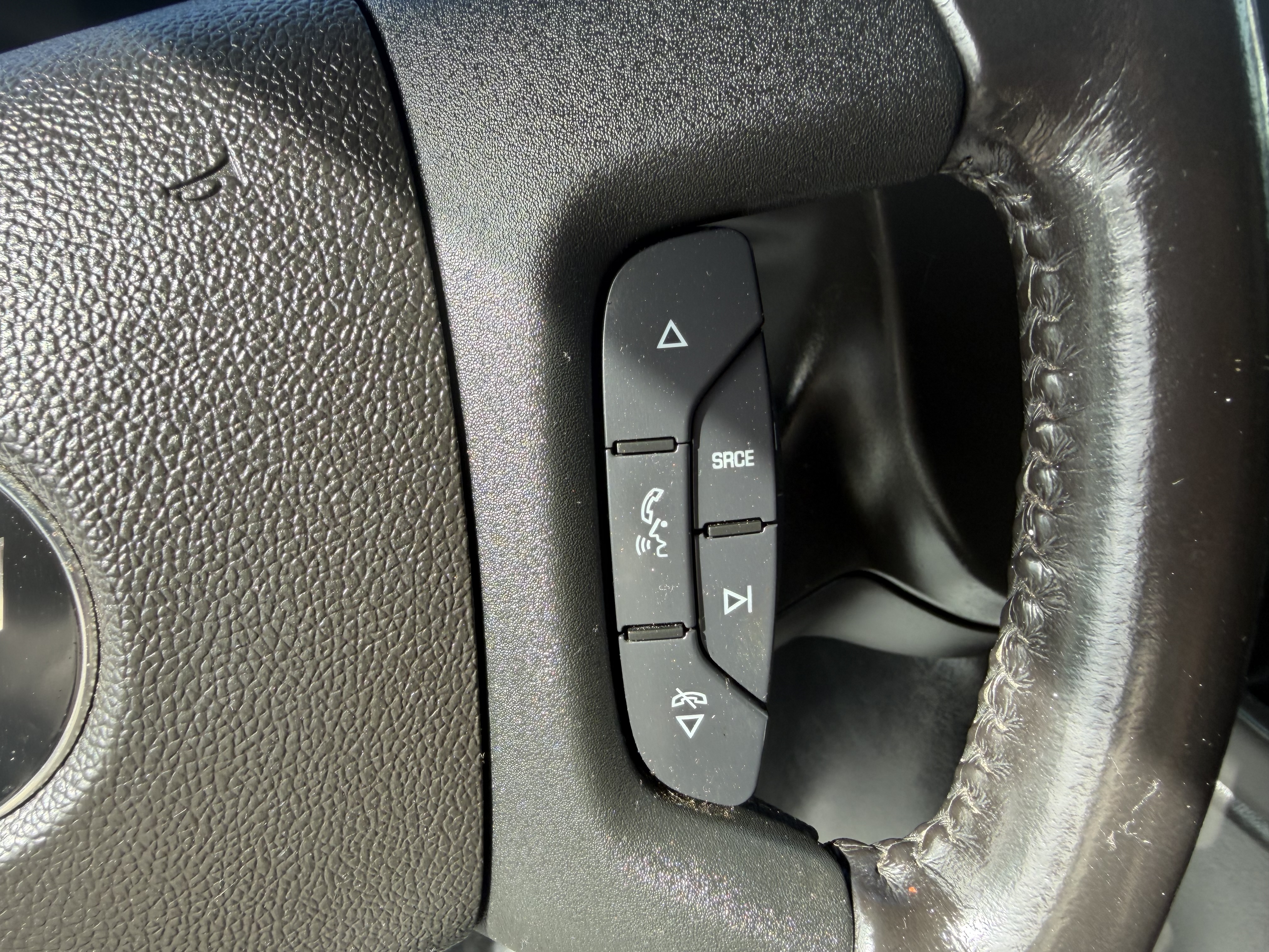Used 2020 Chevrolet Express 2500 UNAVAIL RWD image 16