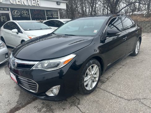 Used 2013 Toyota Avalon XLE Premium image 6
