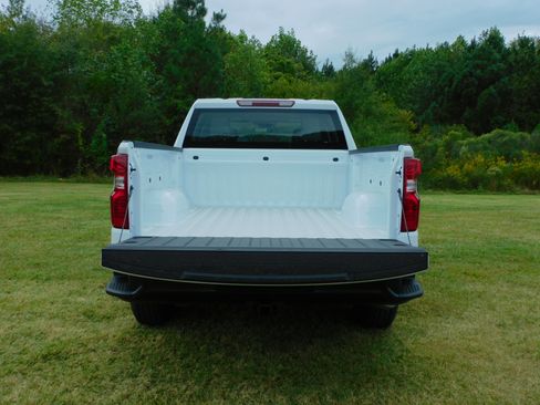 New 2026 Chevrolet Silverado 1500 W/T image 12