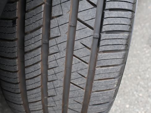 Used 2018 Ford Mustang GT image 33