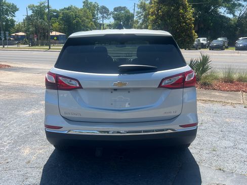 Used 2020 Chevrolet Equinox LT image 4
