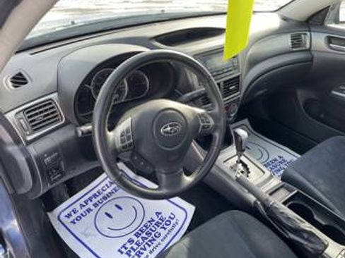 Used 2011 Subaru Impreza 2.5i Premium image 10