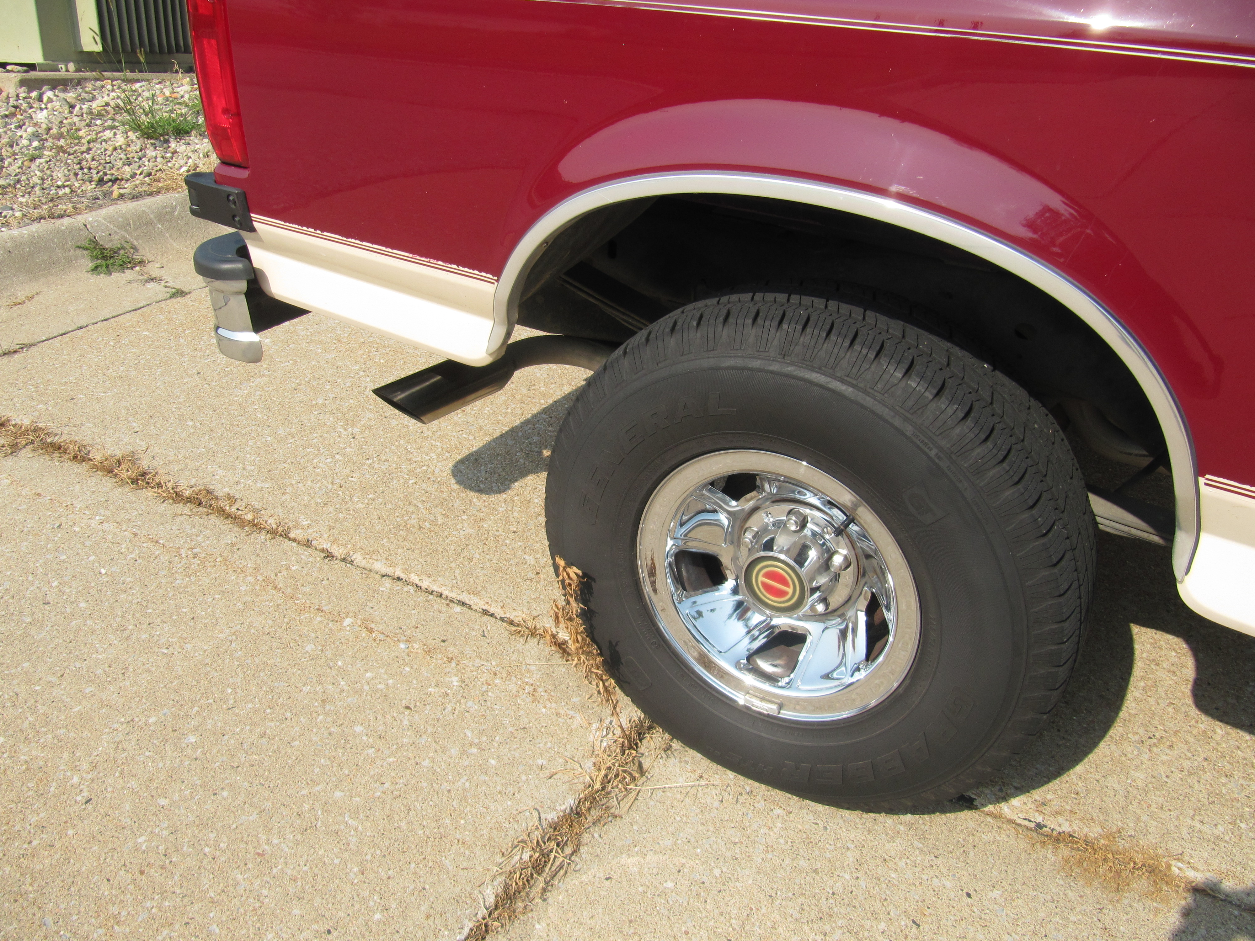 Used 1993 Ford Bronco Eddie Bauer AWD/4WD image 12
