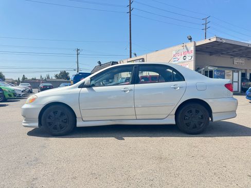 Used 2004 Toyota Corolla S FWD image 4