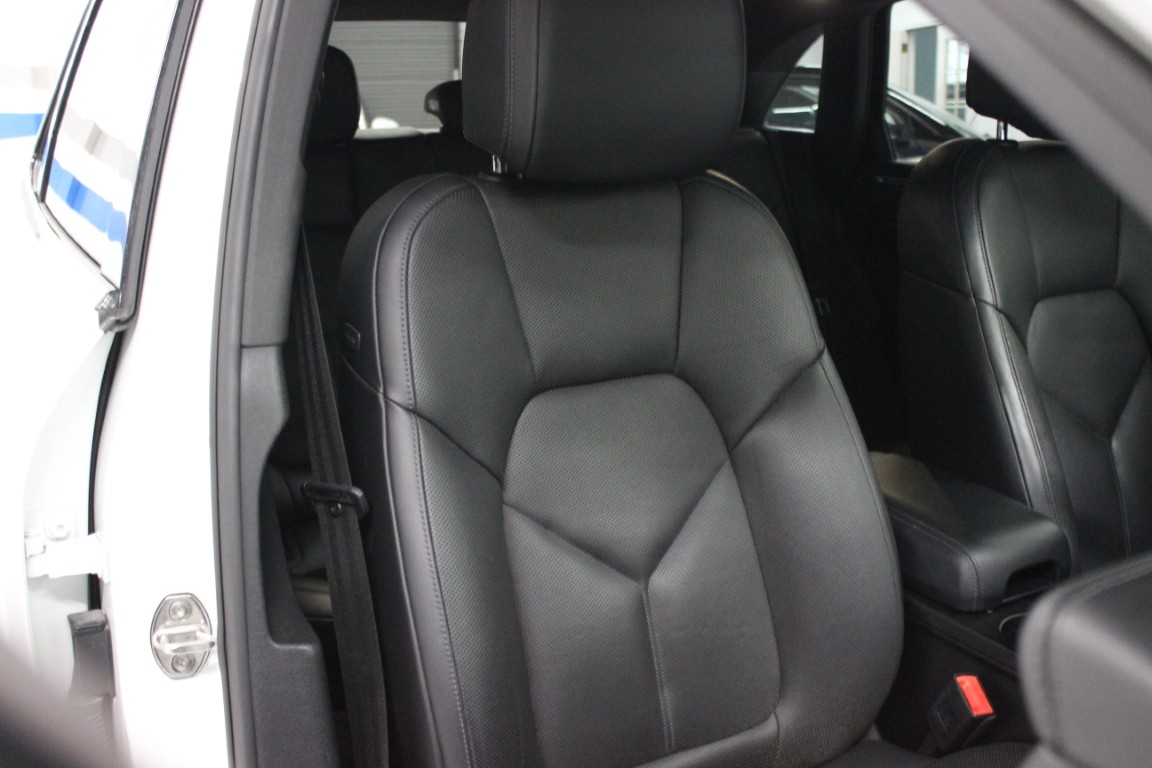Used 2020 Porsche Macan S AWD/4WD image 38