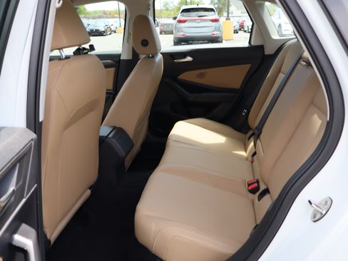 Used 2019 Volkswagen Jetta SEL FWD image 14