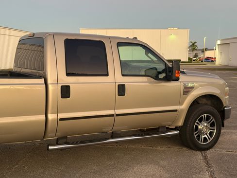 Used 2010 Ford F350 Lariat image 50