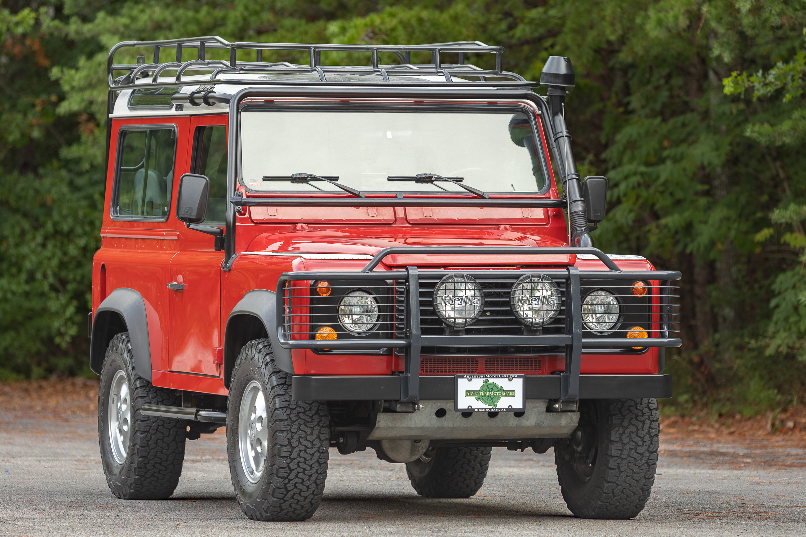 Used 1997 Land Rover Defender 90 AWD/4WD image 1