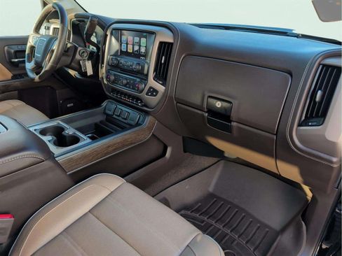Used 2017 GMC Sierra 3500 Denali image 20