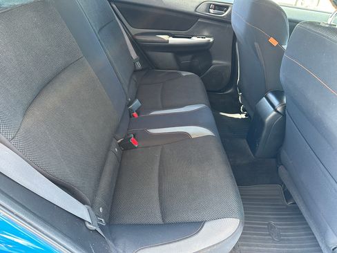 Used 2016 Subaru Crosstrek 2.0i Premium image 16