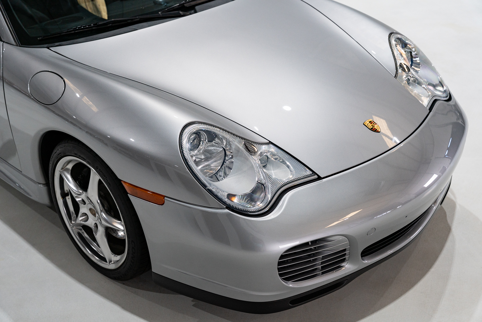 Used 2004 Porsche 911 40th Anniversary Coupe RWD image 39