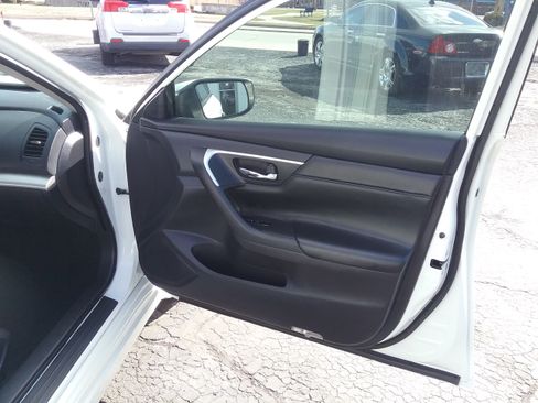 Used 2017 Nissan Altima 2.5 SR image 27