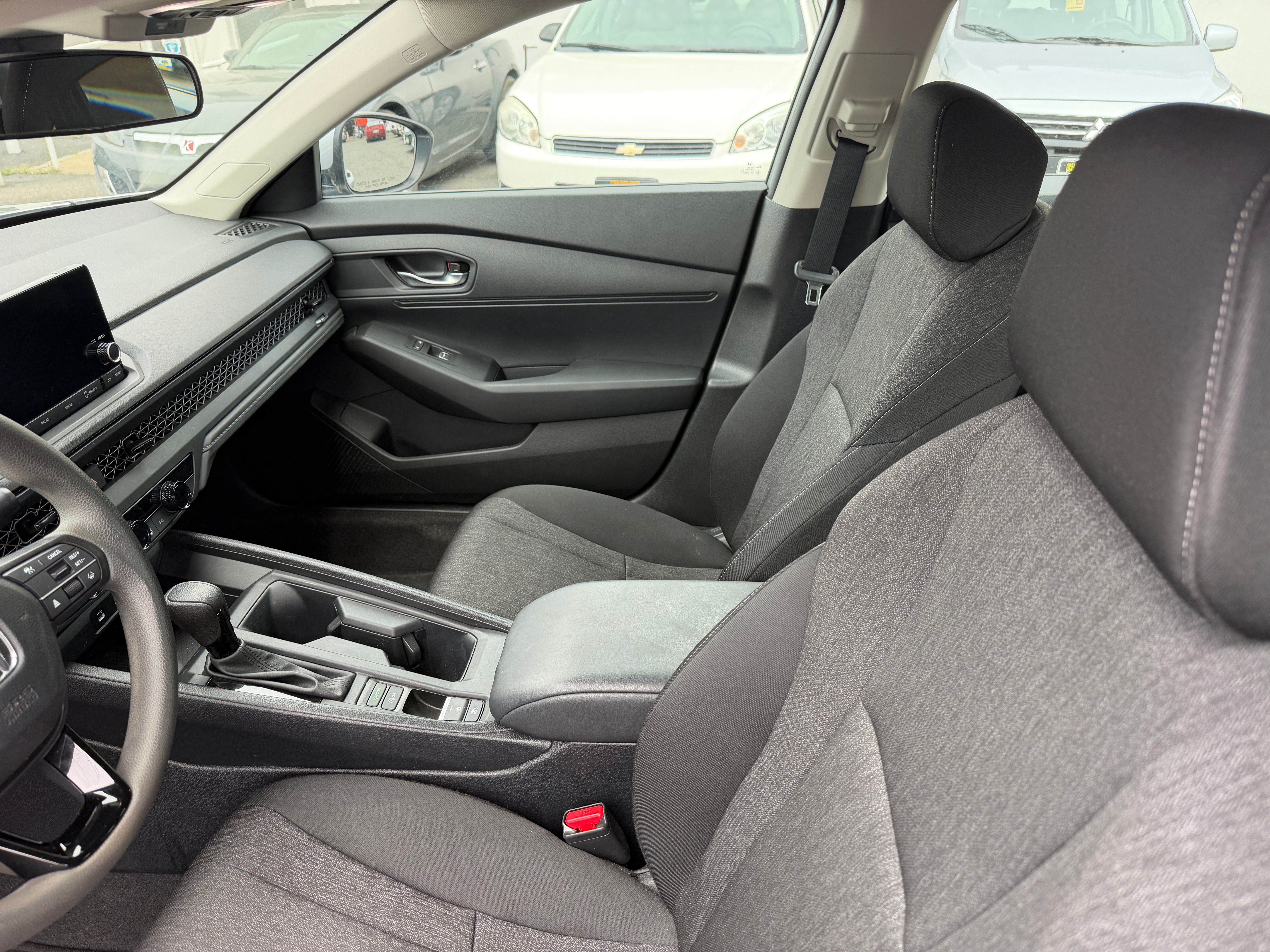 Used 2023 Honda Accord LX image 5