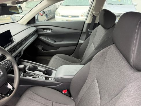 Used 2023 Honda Accord LX image 5