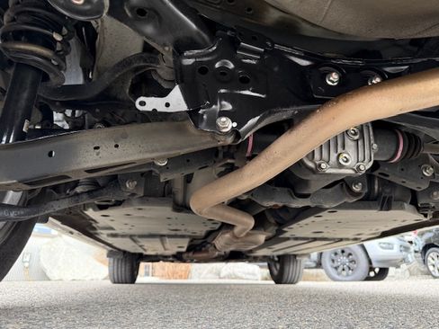 Used 2021 Subaru Forester Limited image 24