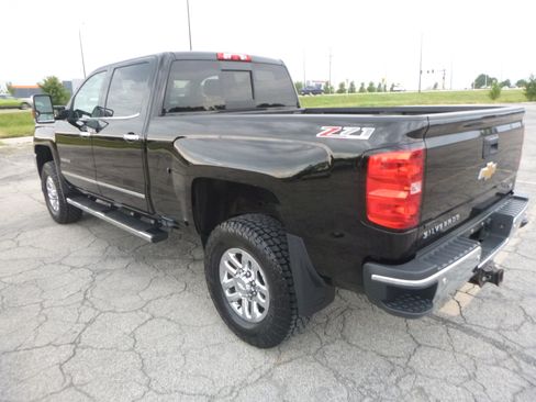 Used 2016 Chevrolet Silverado 2500 4x4 Crew Cab LTZ image 11