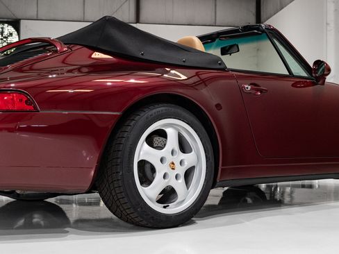 Used 1998 Porsche 911 Carrera Cabriolet RWD image 35