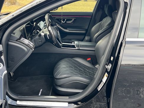 Used 2021 Mercedes-Benz S 580 image 13