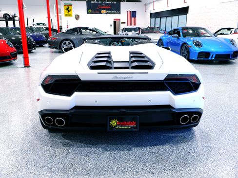 Used 2017 Lamborghini Huracan LP 580-2 image 14
