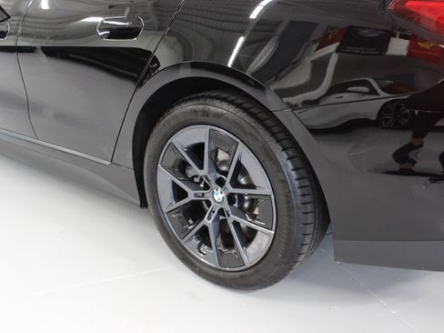 Used 2025 BMW i4 eDrive40 RWD image 10