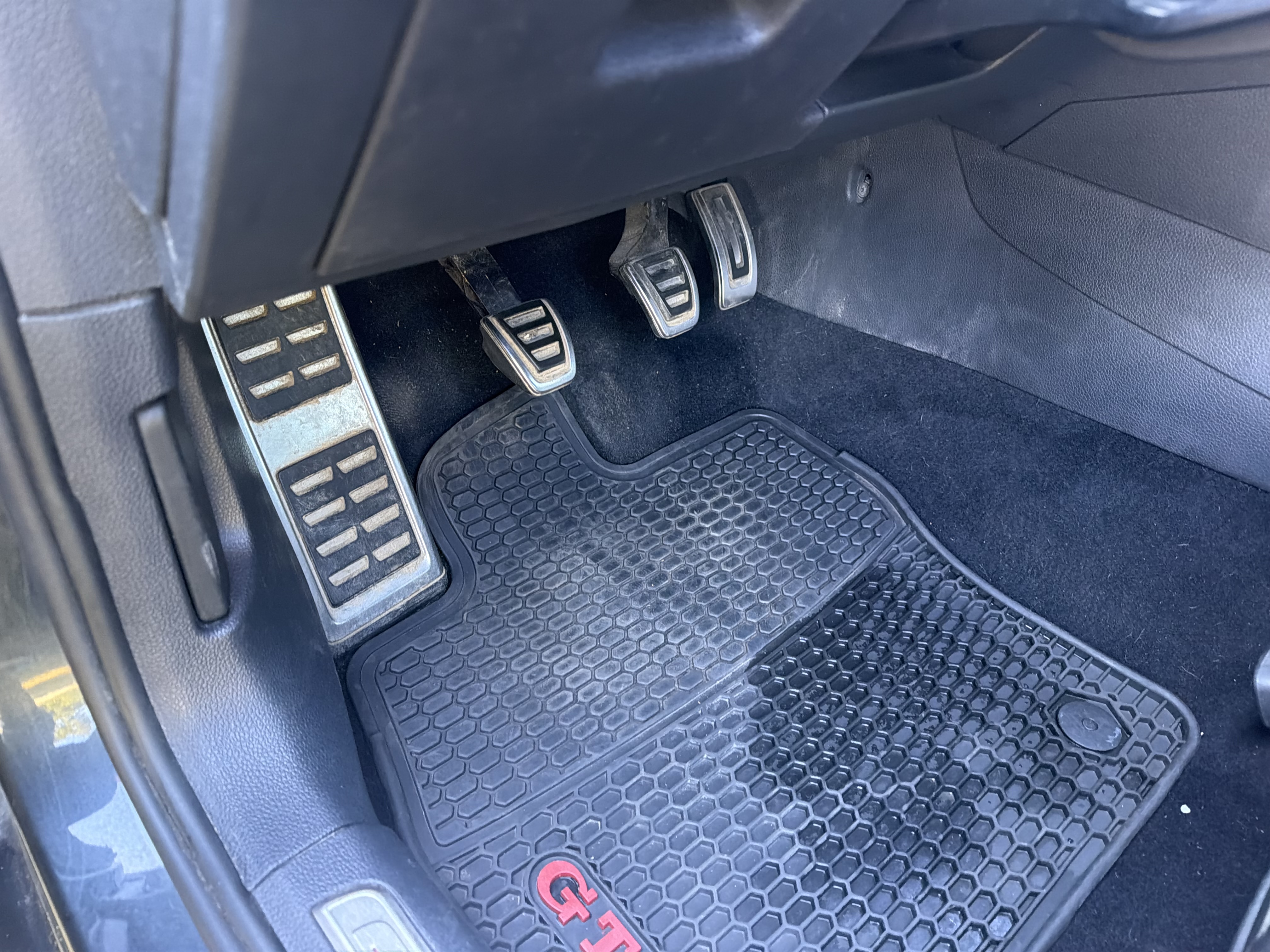 Used 2017 Volkswagen GTI 4-Door FWD image 46