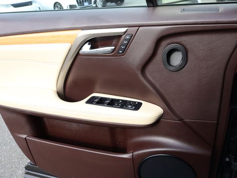 Used 2019 Lexus RX 350L Premium image 19