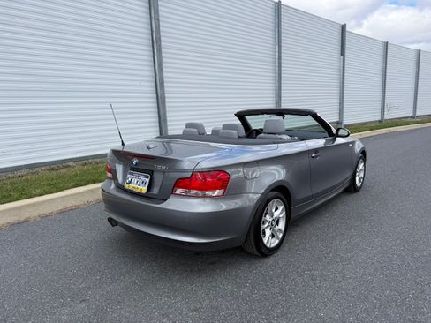 Used 2009 BMW 128i image 4
