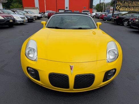 Used 2007 Pontiac Solstice GXP Convertible RWD image 21