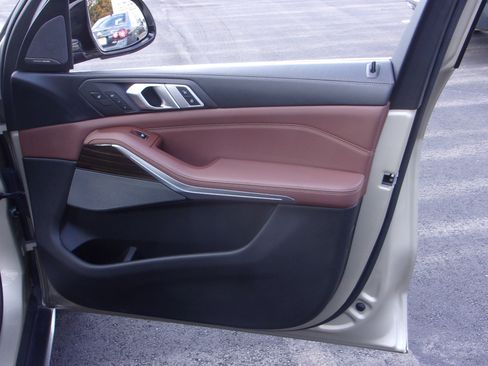 Used 2019 BMW X5 xDrive40i image 31