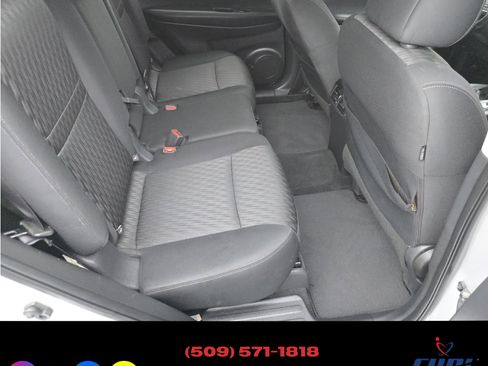 Used 2018 Nissan Rogue SV image 20