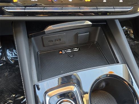 New 2025 Buick Envision Sport Touring image 23