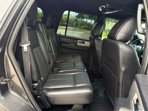 Used 2016 Ford Expedition 2WD image 14