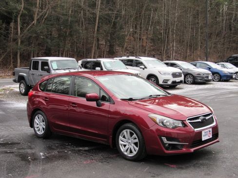 Used 2016 Subaru Impreza 2.0i Premium image 15