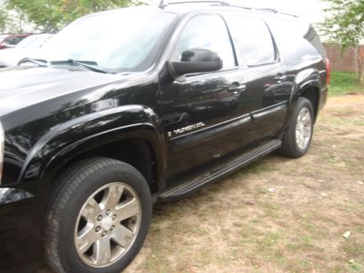 Used 2009 GMC Yukon XL SLT