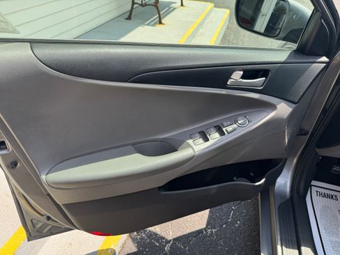 Used 2013 Hyundai Sonata GLS FWD image 6