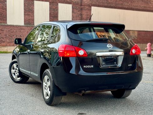 Used 2011 Nissan Rogue S image 3