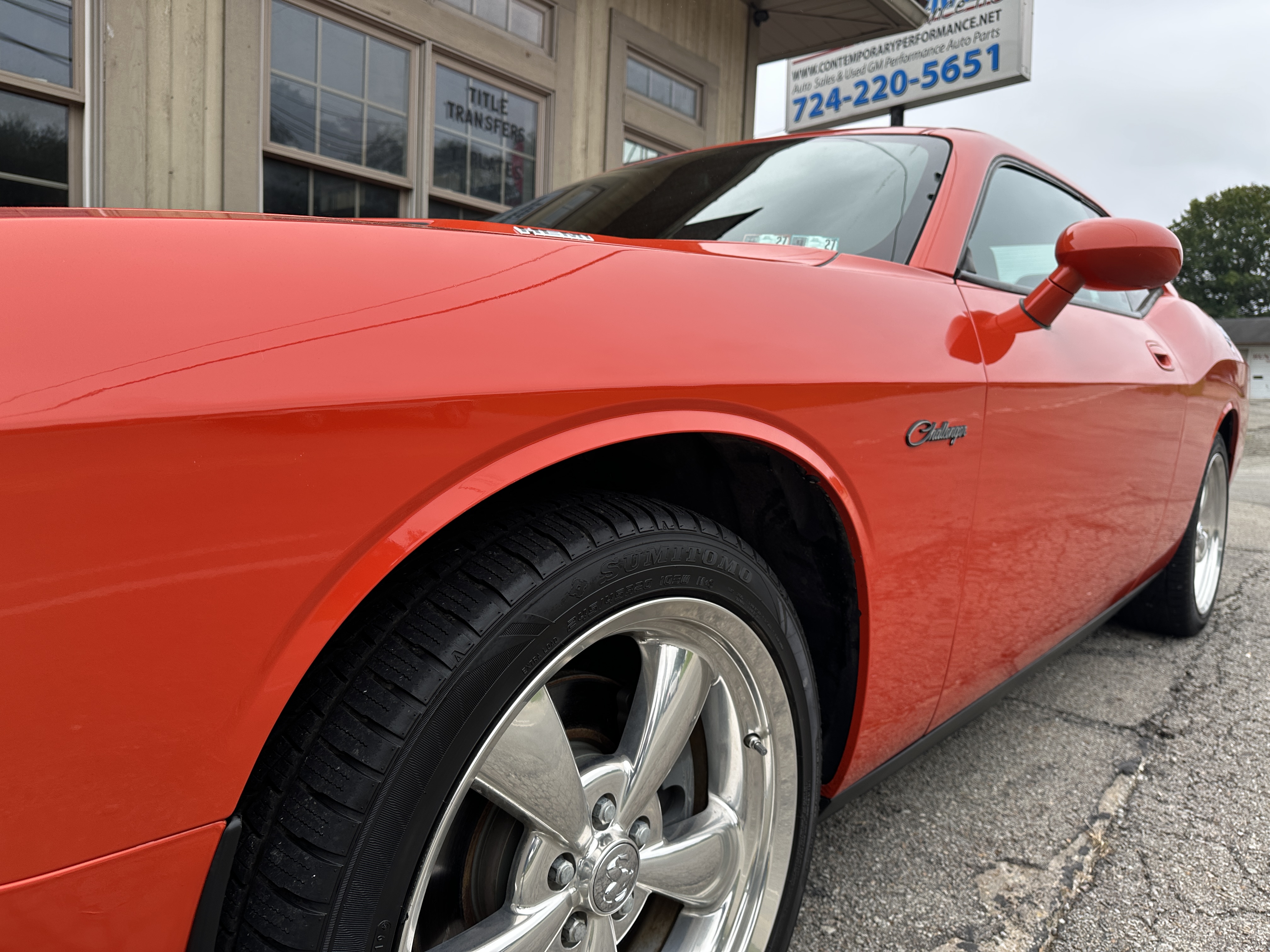 Used 2010 Dodge Challenger R/T RWD image 9